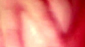 solo babe fingers big tits masturbates wet pussy in bath