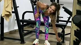 While we train i decide to fuck her hard and i cum in her mouth