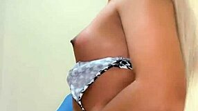 deliciosa transexual con pene rico y tetas pequeñas ready to play.