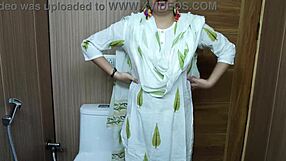 what if stepmom's bathroom pussy tastes this good full video?