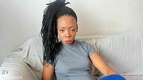 hey followers love my big ebony ass hit comments and respond quick