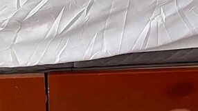 flaca morena hooks up casual with negro's gorda verga ass shaking