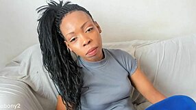 hey followers love my big ebony ass hit comments and respond quick