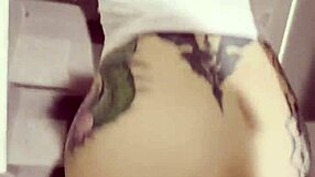 gym steps girl dominates your monster cock in femdom fitness dickflash