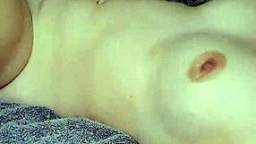 alt redhead babe suck my cock then take missionary pounding?