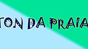 eu arrastei a ruivinha pra cabine... swing house gloryhole pussy waitin