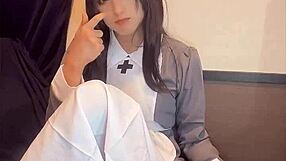 พยาบาลญี่ปุ่นผมดำ crossdresser ช่วยตัวเองเงียบๆลับตา