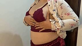 mi madrastra bbw soraya culona se desnuda frente a la cámara de mi amigo, culona colombiana casera real?