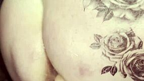 Minxycme's curvy ass takes that machine deep!