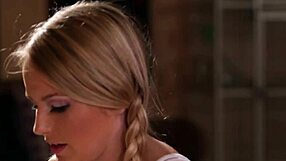 Classy Milf Dives Pussy on Cute Teen's Trimmed Lips