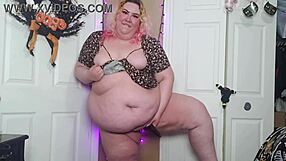 oh man, this desperate bbw hits orgasm in her sun dress