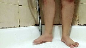 Feet lovers crave this chubby Asian's barefoot fetish tease!