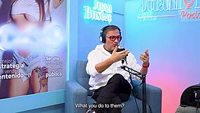 damn lylapeach hits 21 orgasms squirting on that fuckmachine podcast!