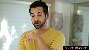 Nasty Dude Fucks Sexy Mom After Massage