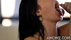 Whoa, mamma's tongue licks that huge milf cunt so rough!