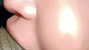ดูเธอโดนของเล่นตูดหนักๆ จากรูตูดสู่อ้าปากดูด