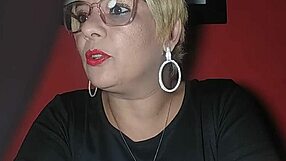 hey that sensitive lesbian gave the taxi driver some flirty comments on the ride 🚕😉