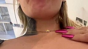 Public vibrator buzzes wet pussy through luxury mall to bathroom squirt