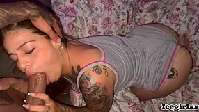 fiquei sozinho com amiga do namorado ela pediu porra na buceta apertada