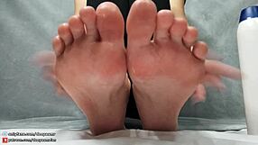 ASMR lotion massage teases bare feet in nude foot fetish session