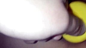 mi vagina explota de placer montando este gran dildo hasta el orgasmo