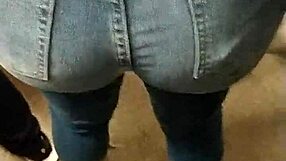 ever caught a thick ass like this on the subway?