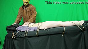 jason vorhees chokes scarlett johnson deepthroat slut