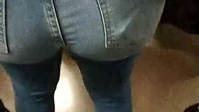 ever caught a thick ass like this on the subway?