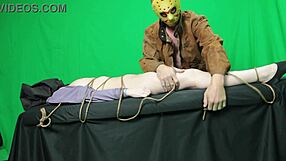 jason vorhees chokes scarlett johnson deepthroat slut