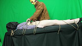 jason vorhees chokes scarlett johnson deepthroat slut