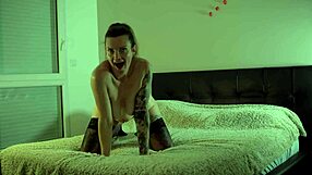 milf neighbor begs me fuck her slutty pussy!!