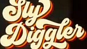 cleaning lady takes huge cock while princess watches 😈🔥