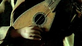 ศิลปะอีโรติกวินเทจจับความเซ็กซี่อมตะสไตล์โบราณ