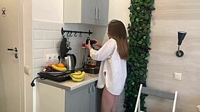 i had nothing left in kitchen so i grabbed that banana and masturbated moaning hard 😏🍌
