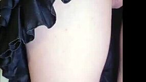 เมดอวบชุดยูนิฟอร์มเซอร์วิสเย็ดครีมปี้โดกี้สไตล์ให้เจ้าของควยใหญ่