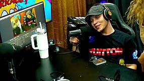 a novinha safada lifted up showed her tight ass winked hot for you girls what do they deserve bruna lambertini isa moura