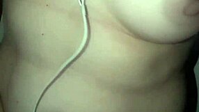 Meu Marido Não Chegou Para Me Comer Então Eu Me Masturbo Orgasmicamente