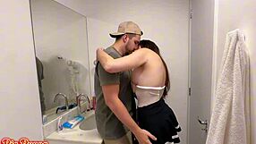 did hung husband pop boqueteira friend's virgin ass successfully?