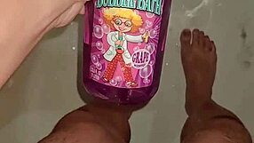 just caught this rando asian doing a nude bath with some teasing feet play by the pool