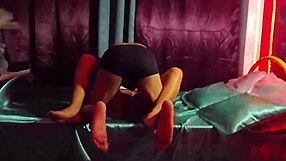 un delicioso navideño clip with her teasing legs