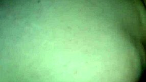 mi madrastra argentina madura ruega por semen en su culo apretado