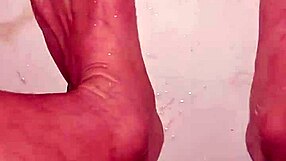 just caught this rando asian doing a nude bath with some teasing feet play by the pool