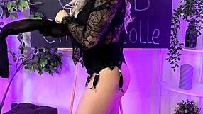 giulia shock dances in 20 den nylons heels at club teacher roleplay