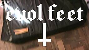 Worship These Juicy Latina Feet to Survive the Week!