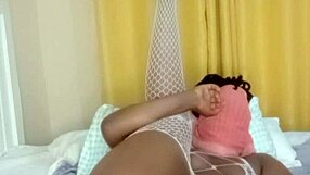 wanna see this whore spread her full pussy?