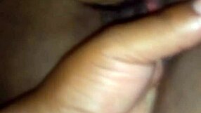 só gozada no cu da puta drips juicy cum from huge ass
