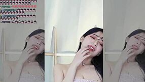 สาวเกาหลีทวิชเต้นนมเด้งเซ็กซี่ล่อใจ