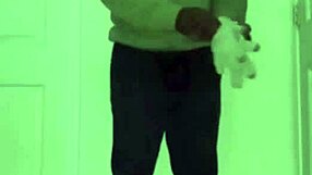 Who wants my private workout routine feeling so damn good?