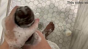 Stepsister Jerks Stepsis Cock in Steamy Shower Closeup