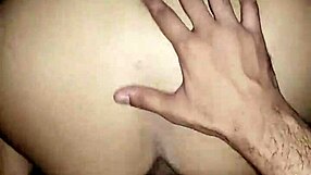 สาวละตินอวบงอเอวโดนควยยักษ์เย็ดตูดแตกในสไตล์โด๊ะยืนรูกว้าง